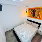 Sea View Apartment: Beachside Comfort With Wi-fi And Parking Apartment Calpe