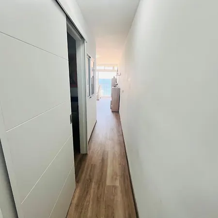 Apartamento Con Vistas Al Mar Impresionantes A 5 Min De La Playa Aire Wifi Parking Comunitario *