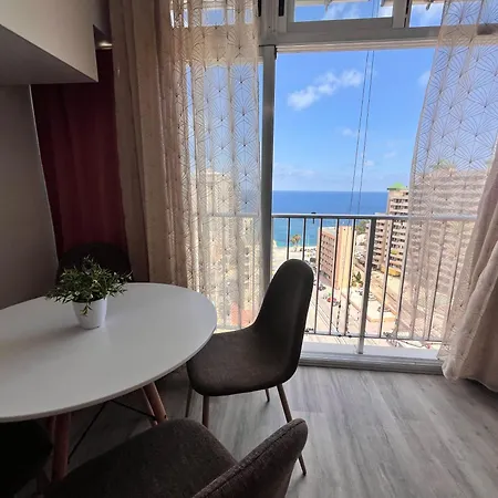 Con Vistas Al Mar Impresionantes A 5 Min De La Playa Aire Wifi Parking Comunitario Apartamento